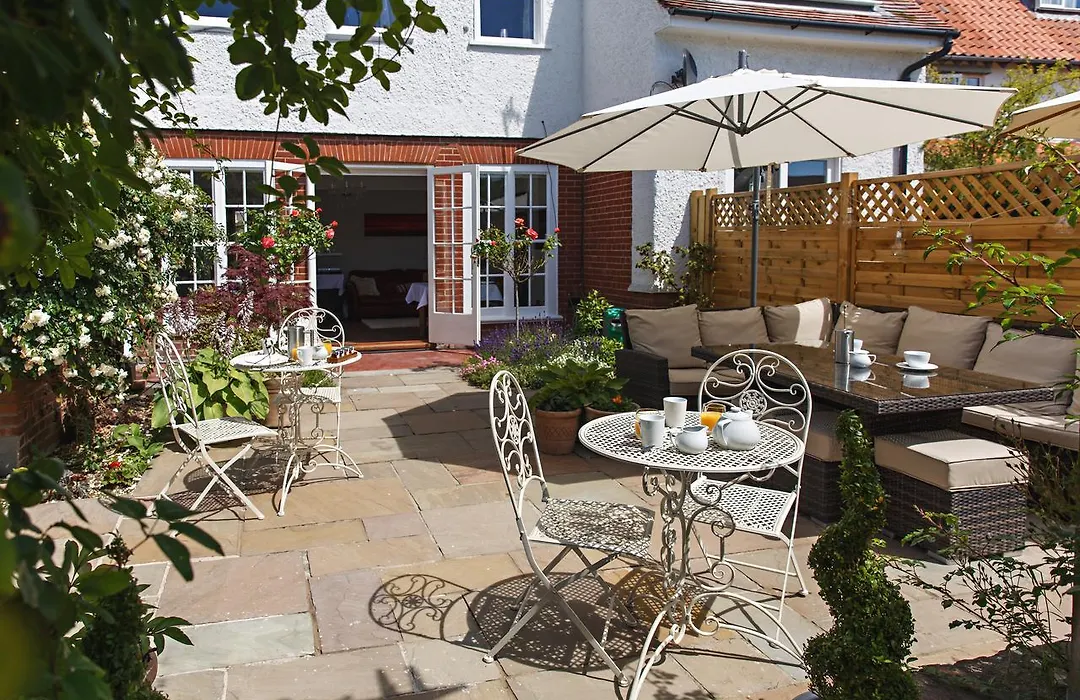Alton House Sheringham-1