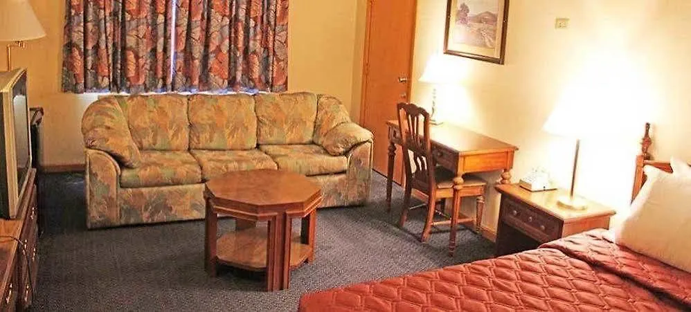 Iron Road Inn-1