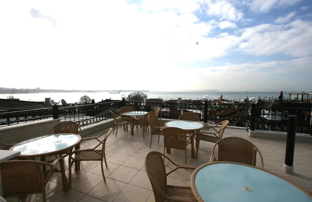 Grand Peninsula Hotel-1