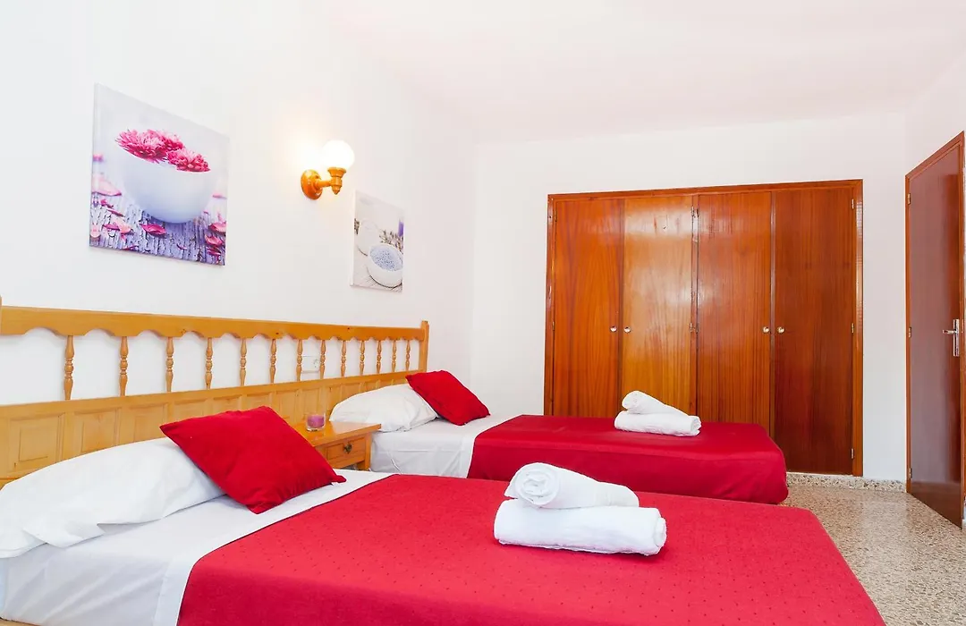 Apartamentos Puet-1