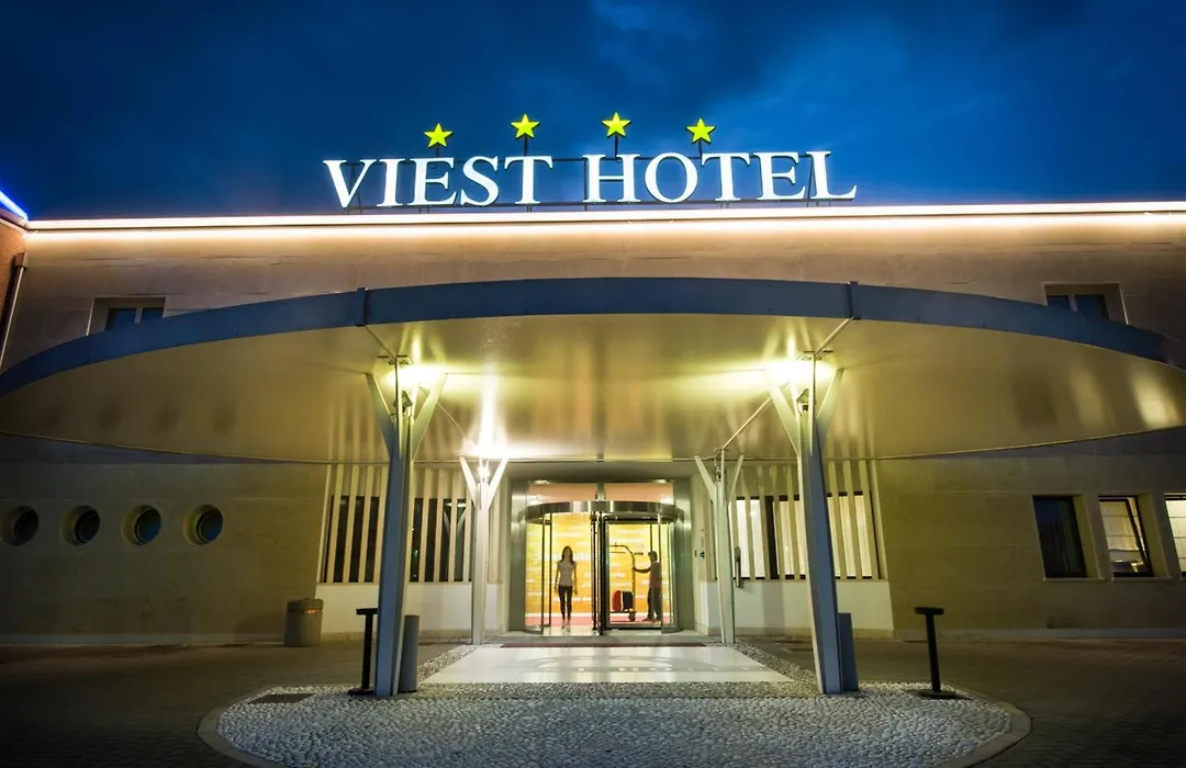 Hotel Viest-1