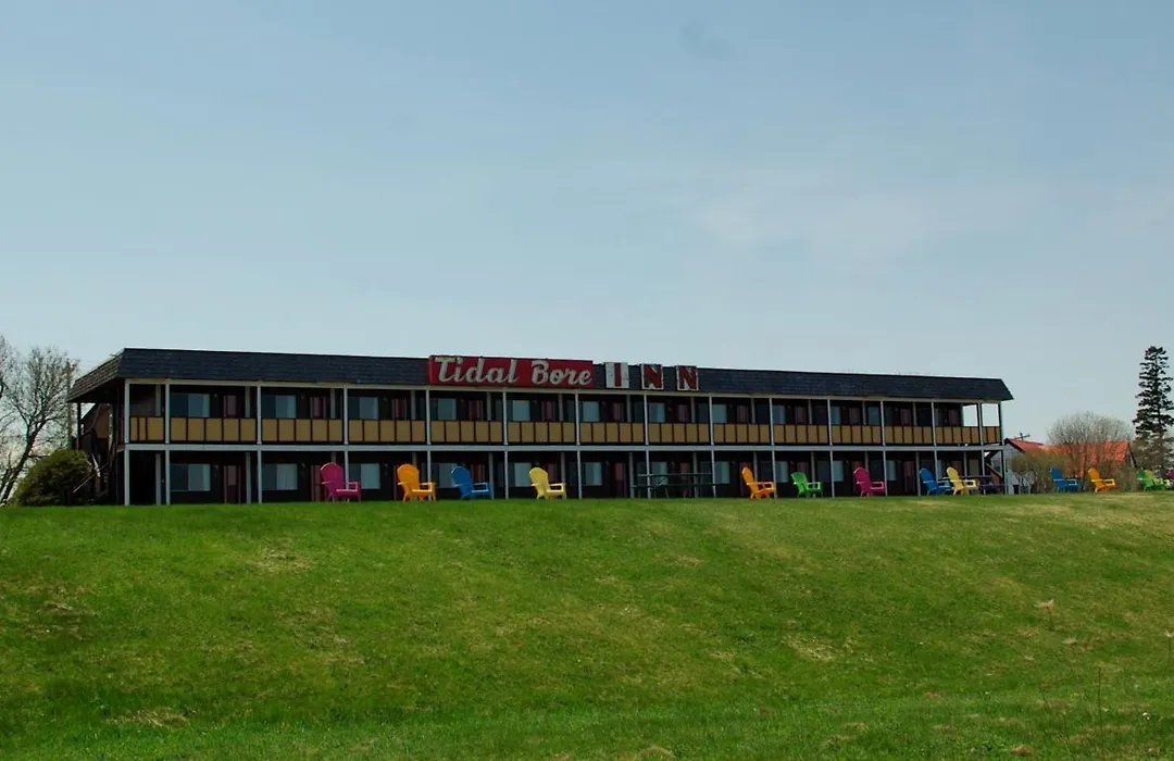 Tidal Bore Inn-1