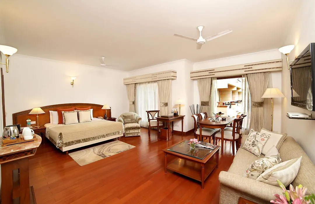 Jaypee Palace Hotel-1