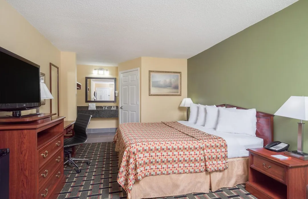 Howard Johnson By Wyndham Dalton-1