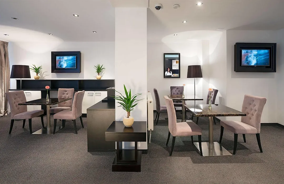 Bastion Hotel Budapest-1