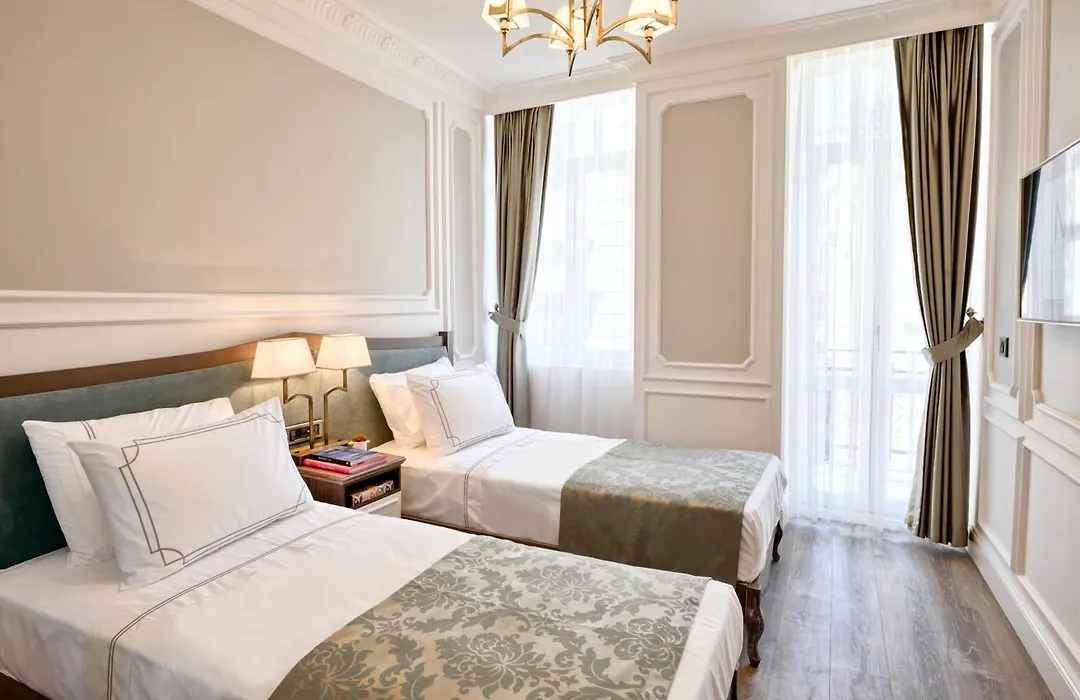Mirrors Hotel Istanbul Taksim City Center-1