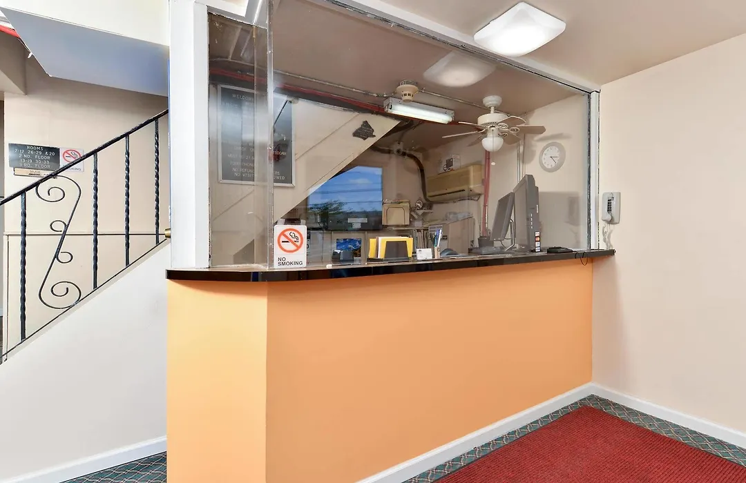 Americas Best Value Inn Media Philadelphia-1