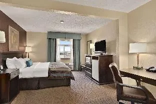 Wingate By Wyndham Pueblo-1