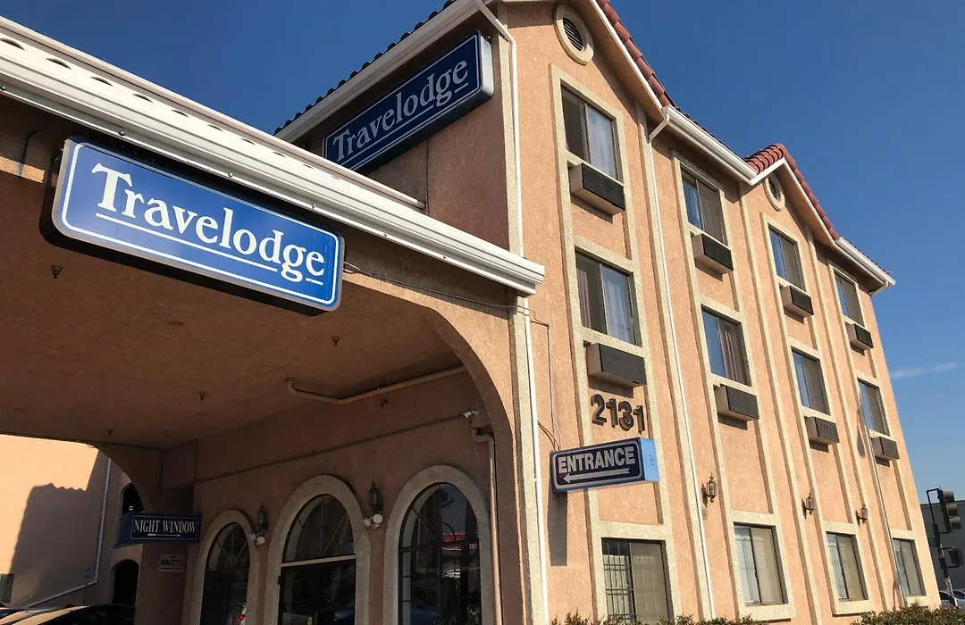 Travelodge By Wyndham Pasadena Central-1