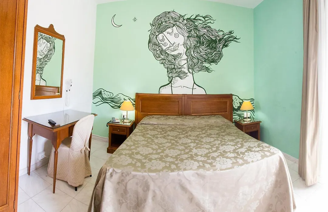 Hotel Regina-1