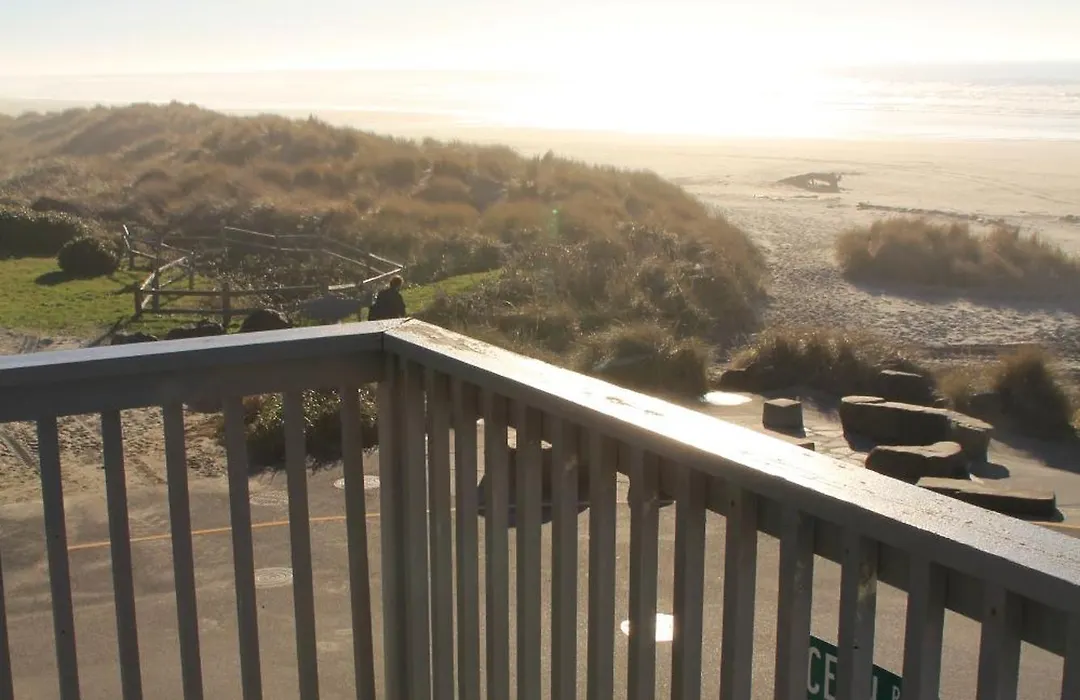 Sunset Surf Motel-1