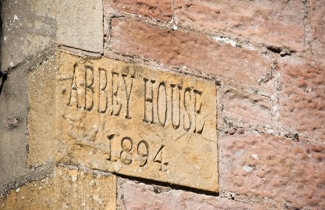 Alban And Abbey House-1