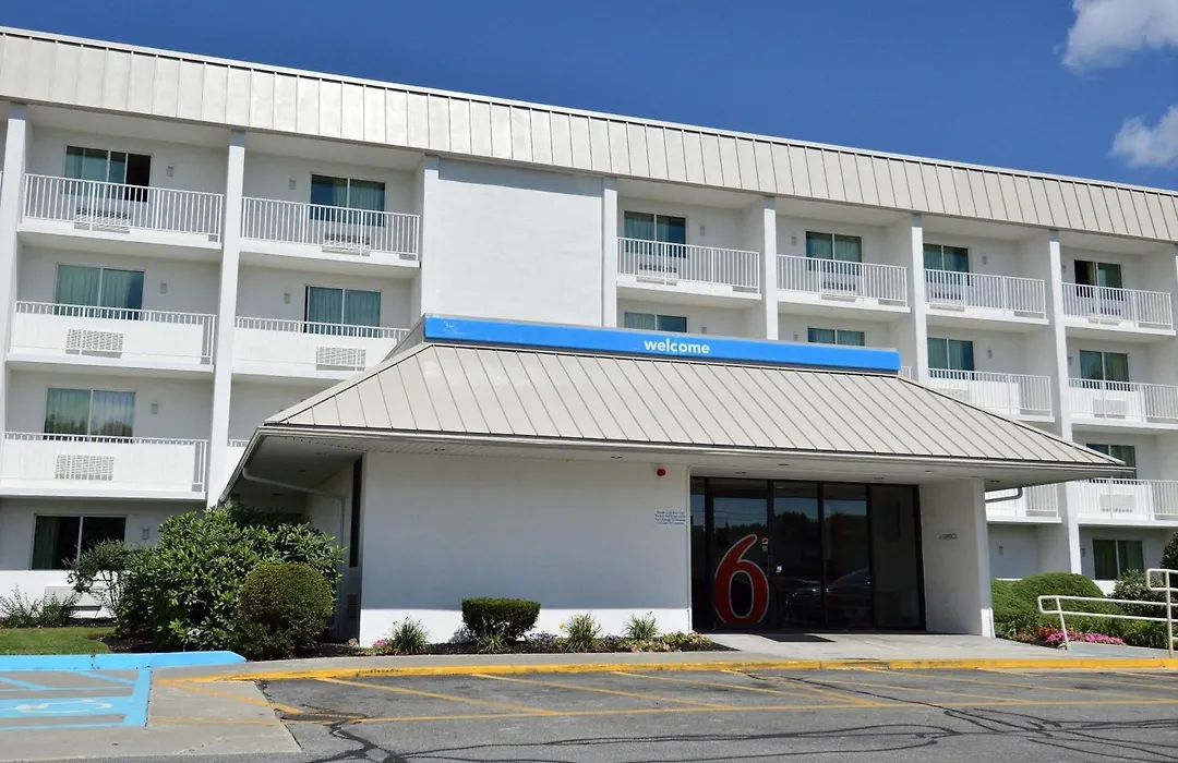 Motel 6-Danvers, Ma - Boston North-1
