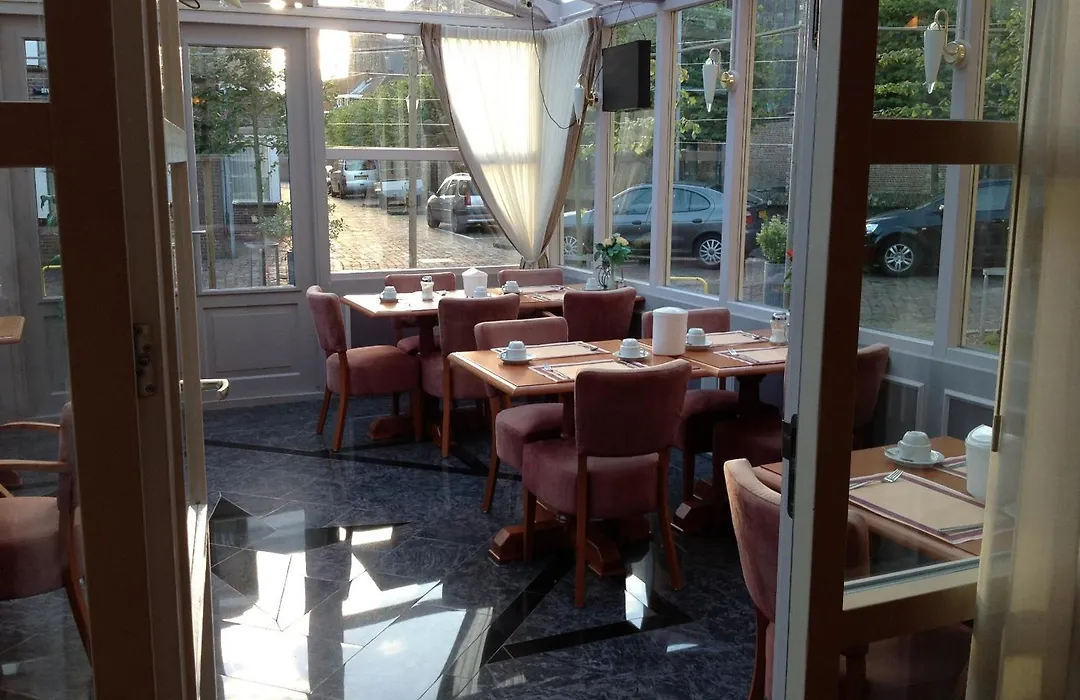 Suydersee Hotel-1