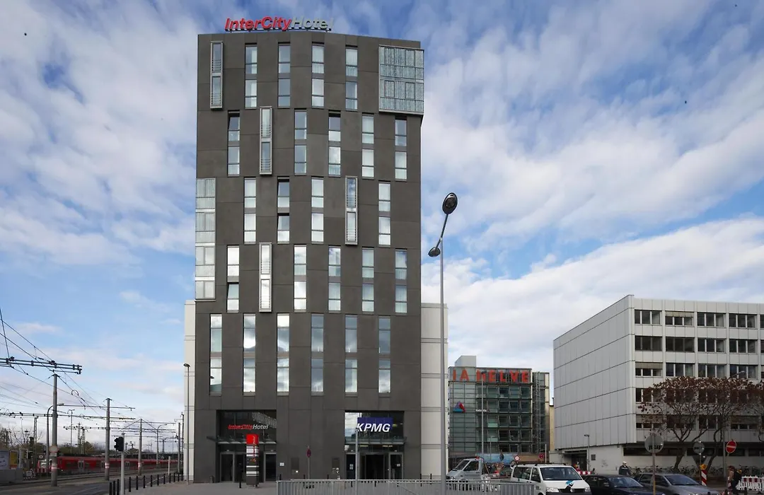 Intercityhotel Mannheim-1