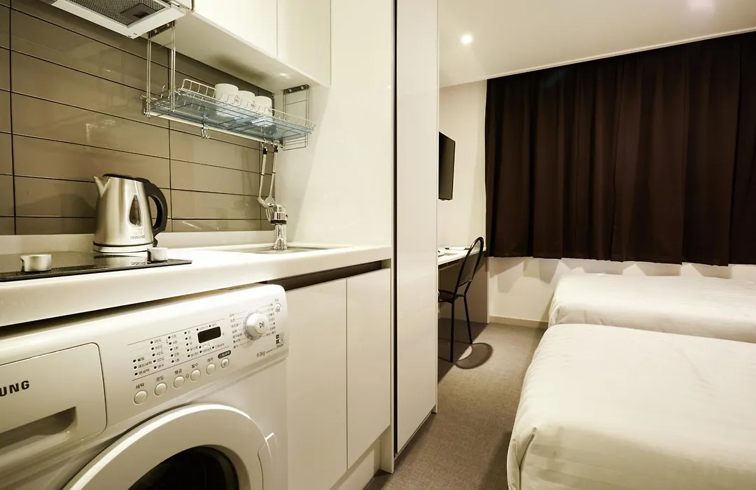 Top Hotel & Residence-1
