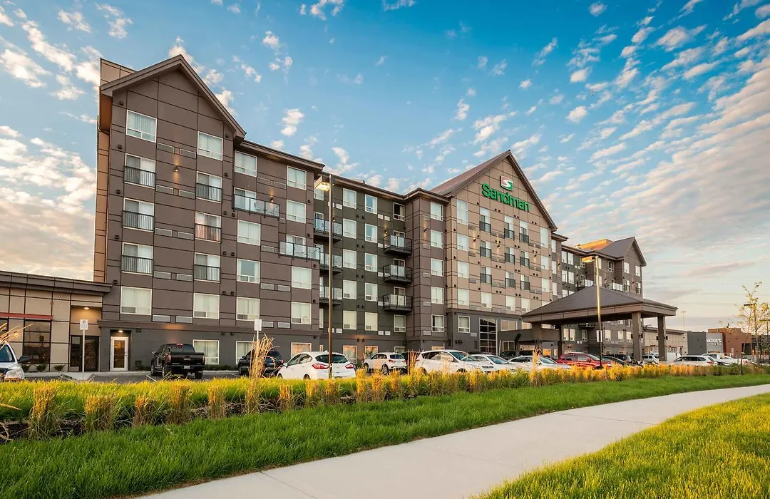 Sandman Hotel Hamilton-1
