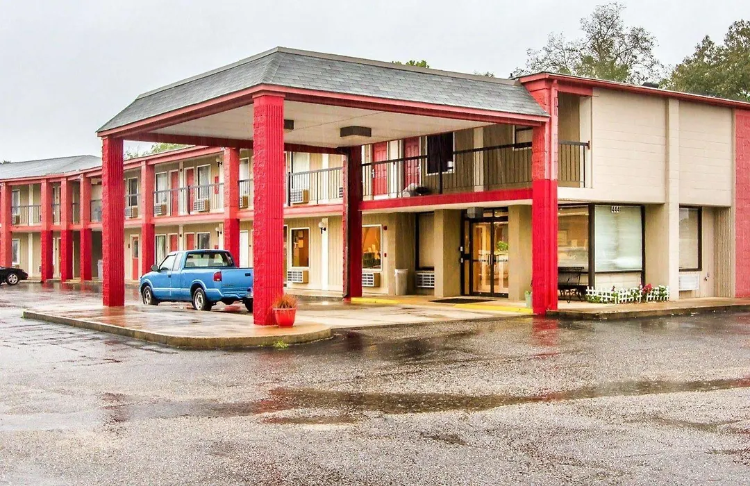 Econo Lodge Inn & Suites Fort Rucker-1