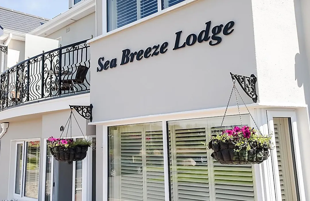 Sea Breeze Lodge B&B Galway-1