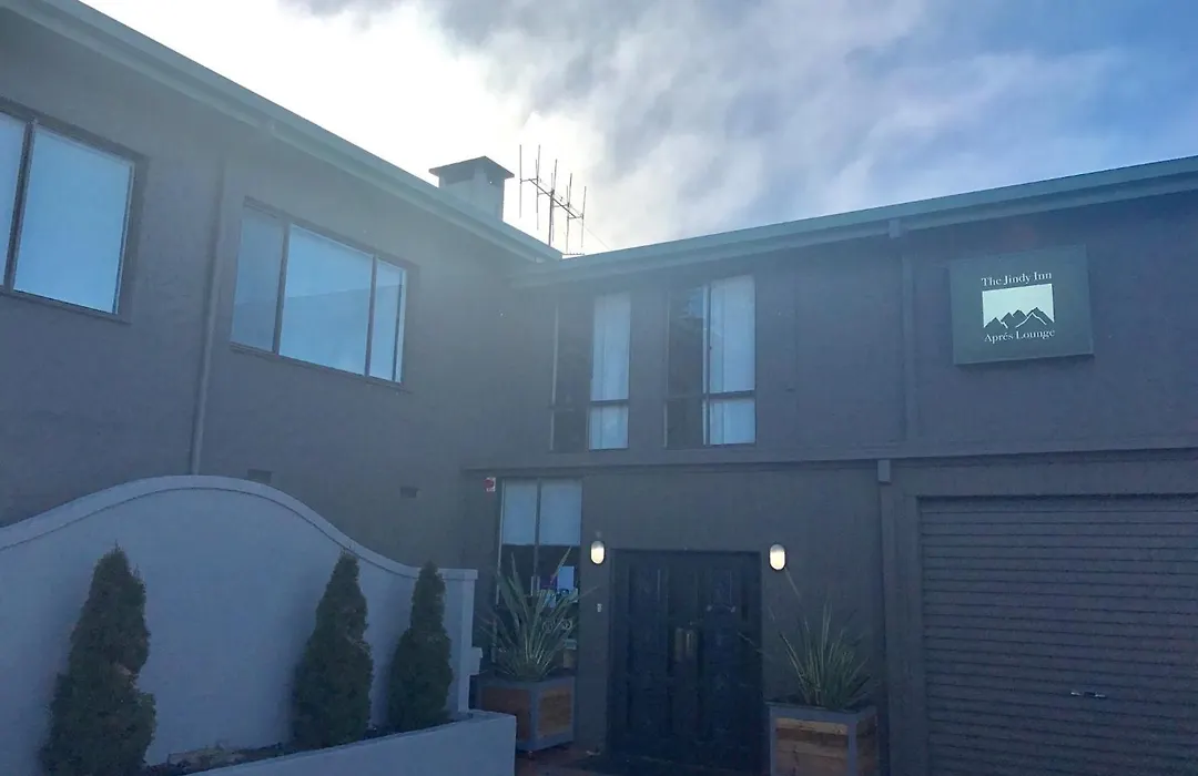 Jindy Inn-1