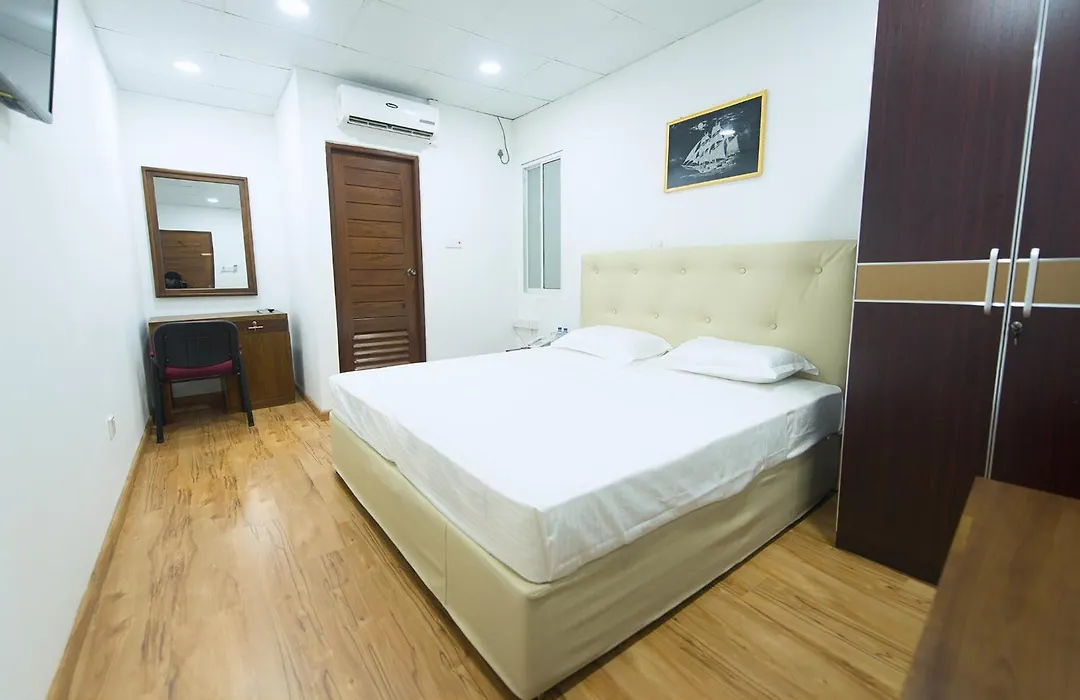 Metro City Hotel-1