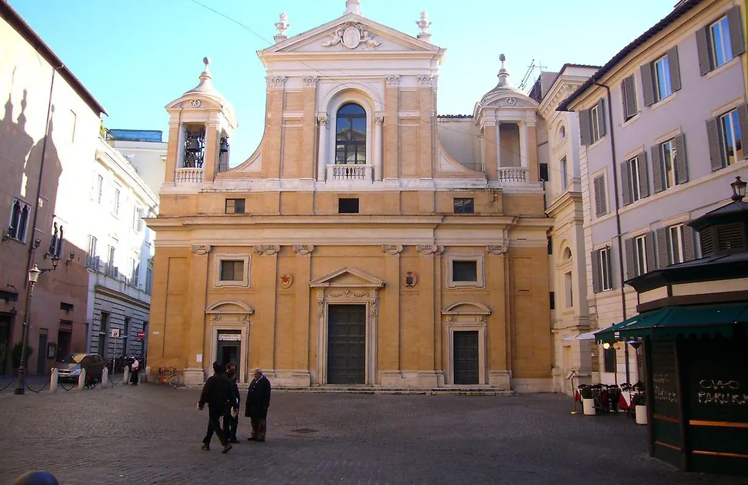 Little Queen Pantheon-1