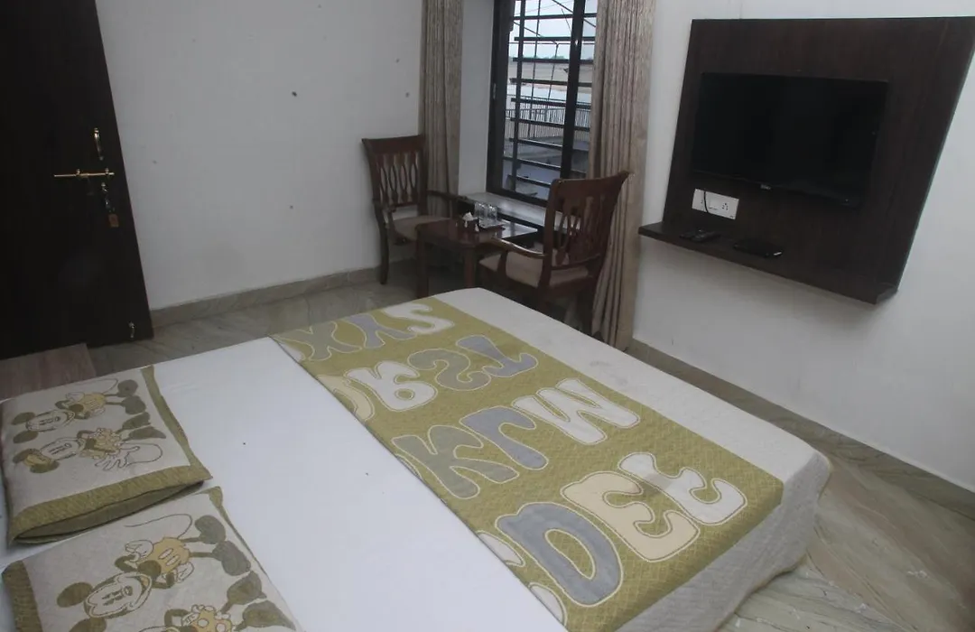 Alakhnanda Guest House-1