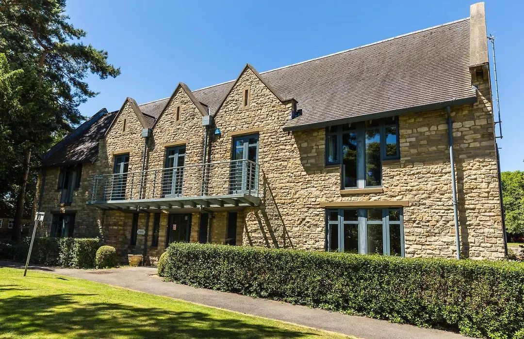 Middle Aston House-1