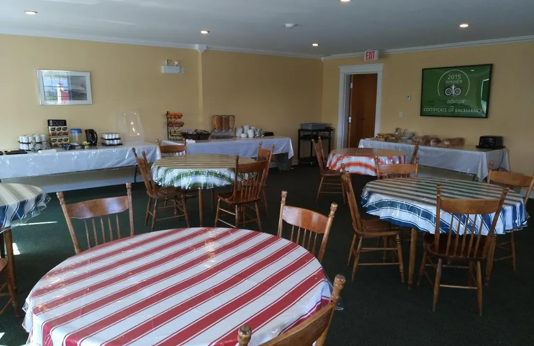 Grenfell Heritage Hotel & Suites-1