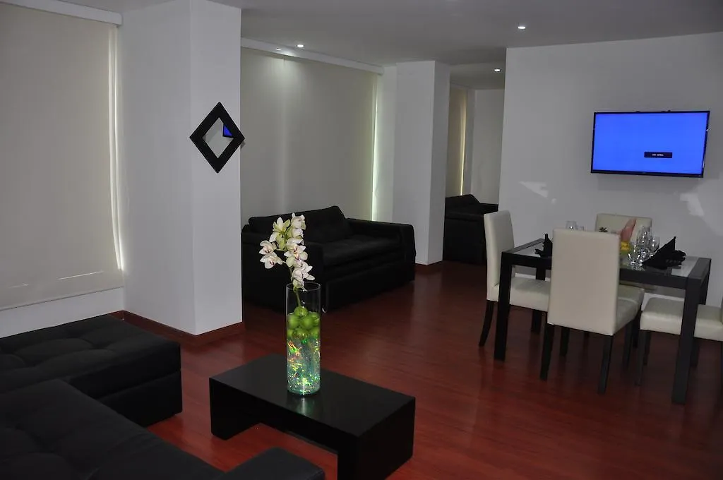 Apartasuites Plaza Modelia-1