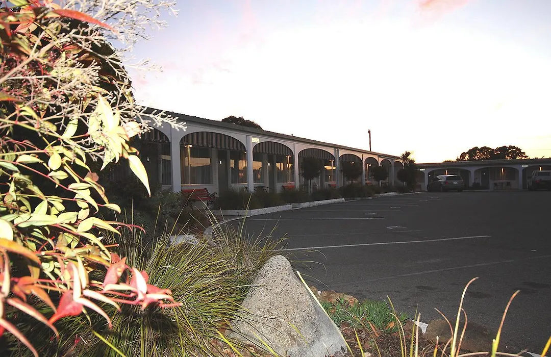Hi Way Motor Inn-1