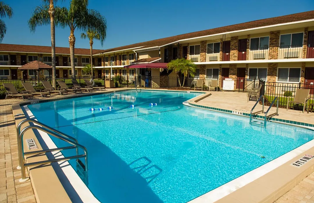 Roadstar Hotel Zephyrhills-1