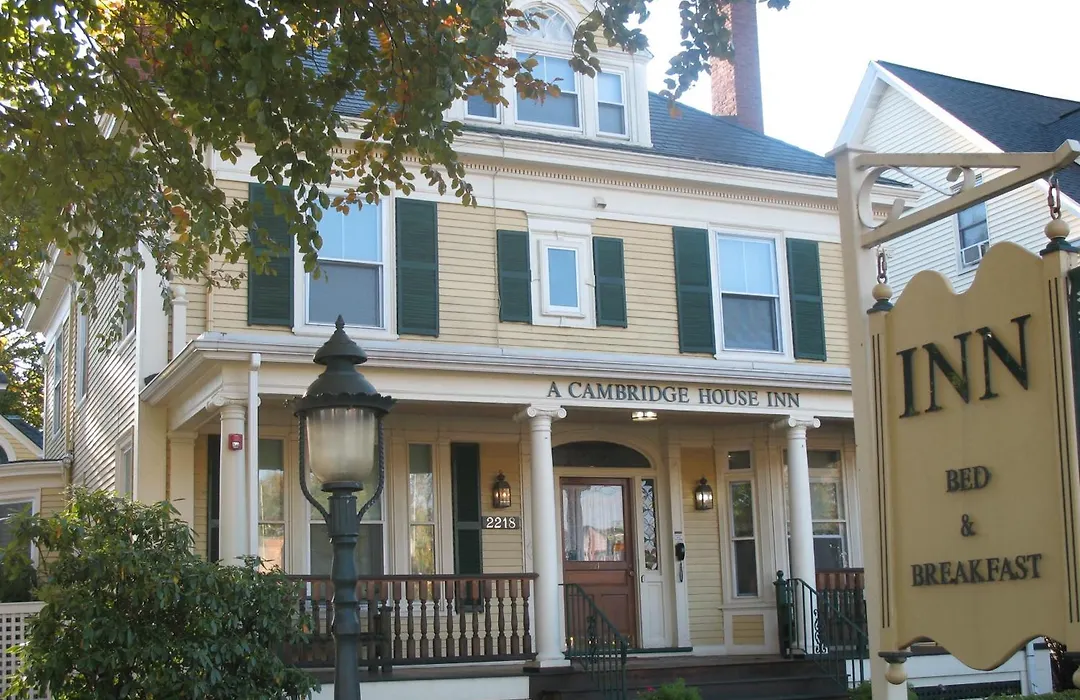 A Cambridge House Inn-1