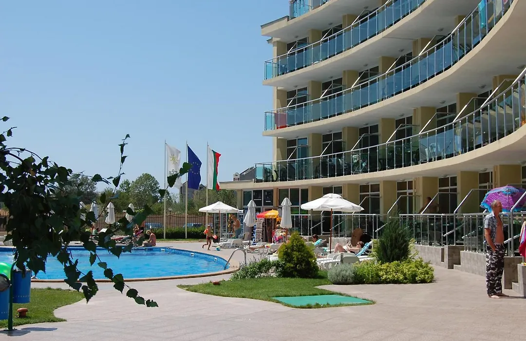 Julia Family Apartments-1