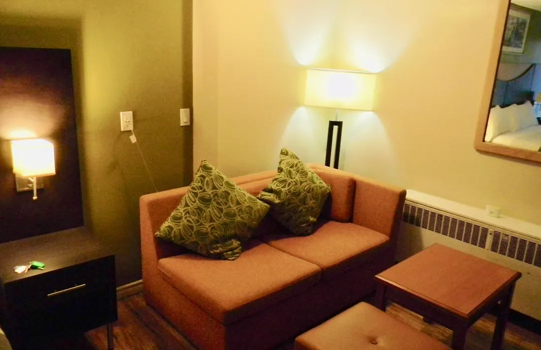 American Plaza Motel-1