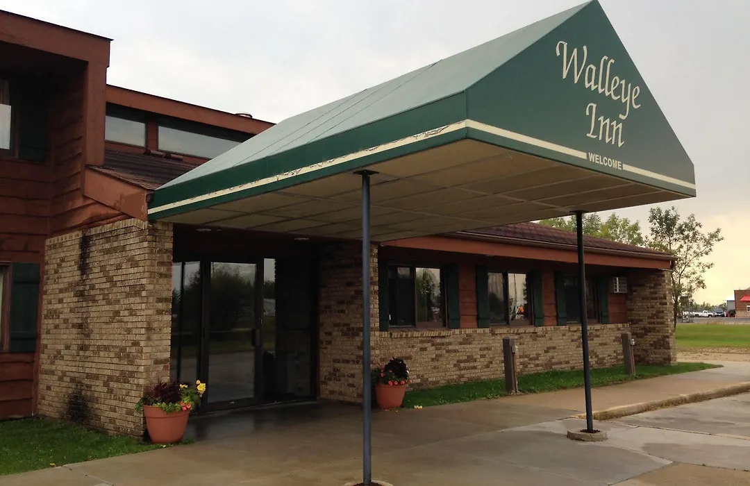 River Bend'S Walleye Inn-1