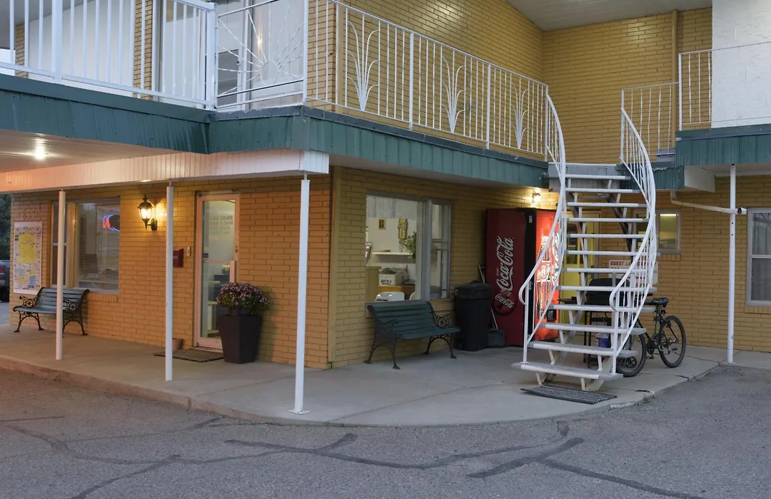 Sun-Dek Motel-1