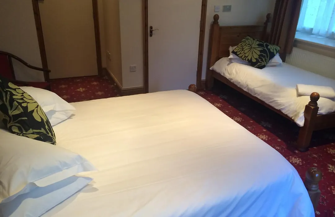 Hunters Lodge Inn-1