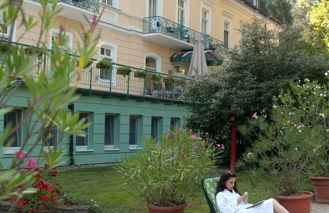 Hotel Spa Heviz-1