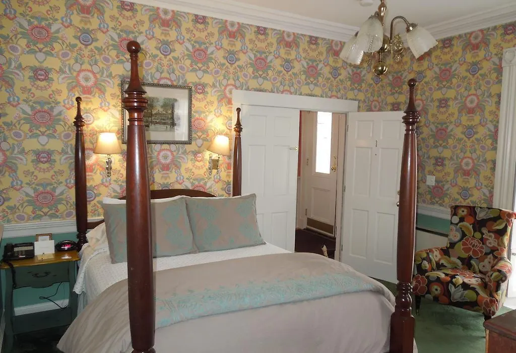 Mary Prentiss Inn-1
