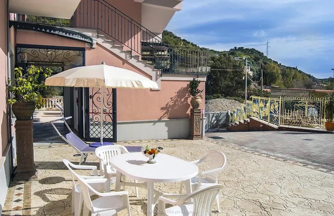 Residence Villa Mare Taormina-1