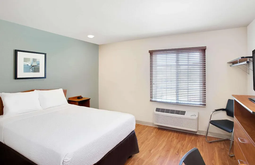 Woodspring Suites Lake Charles-1