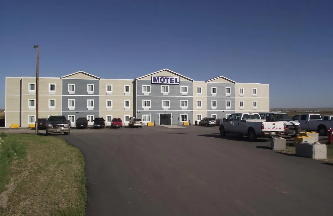Ramada By Wyndham Williston-1