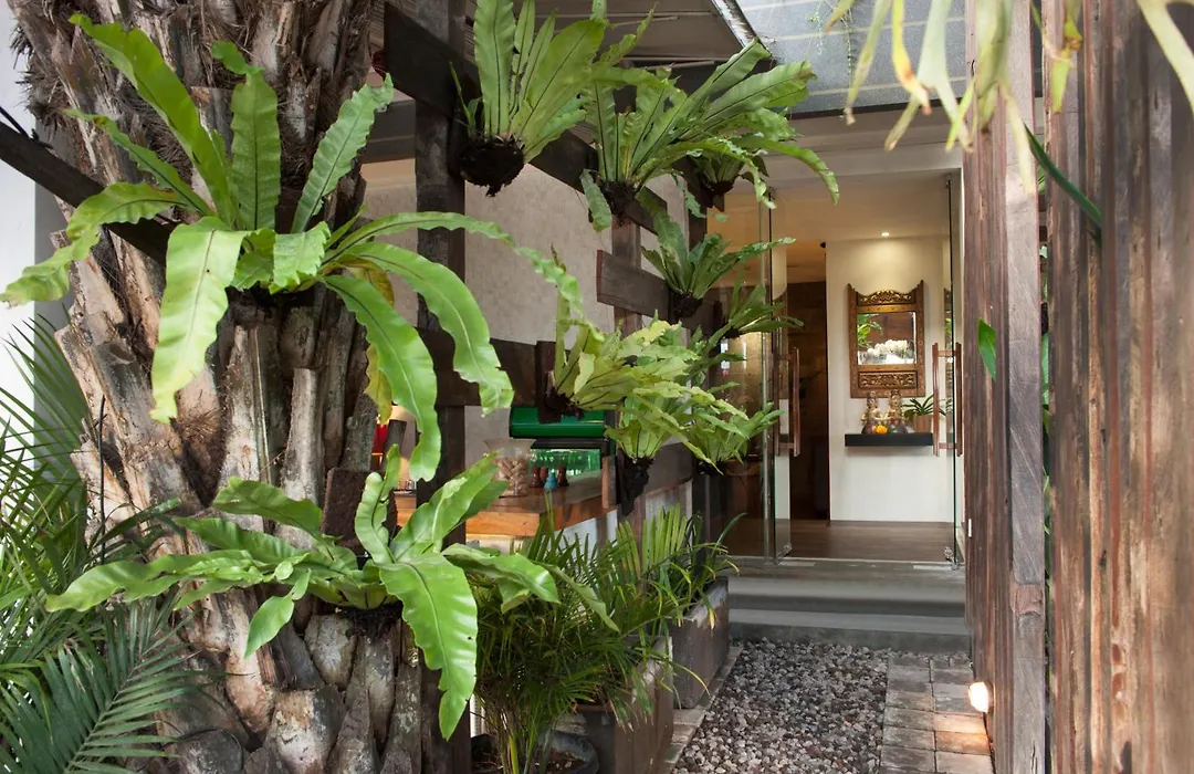 Grandmas Plus Hotel Legian-1