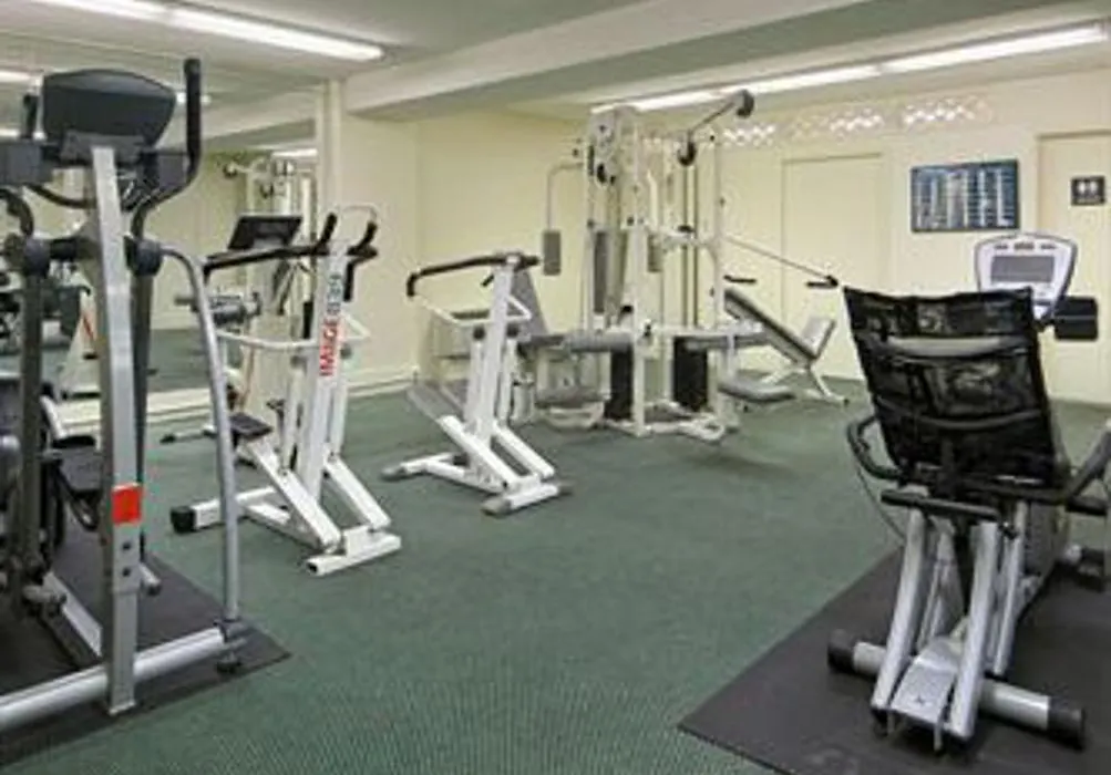Days Inn By Wyndham Arlington Pentagon-1