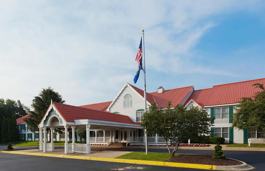 Country Inn & Suites By Radisson, Holland, Mi-1