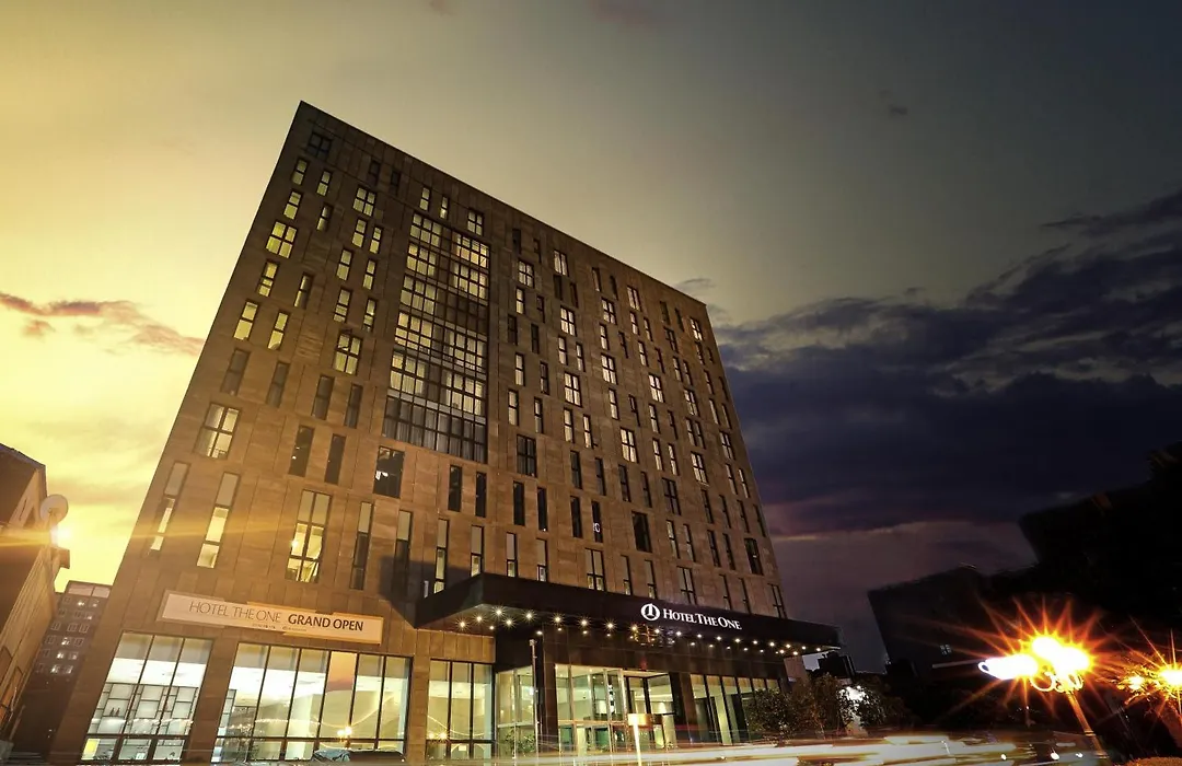 Hotel The One-1
