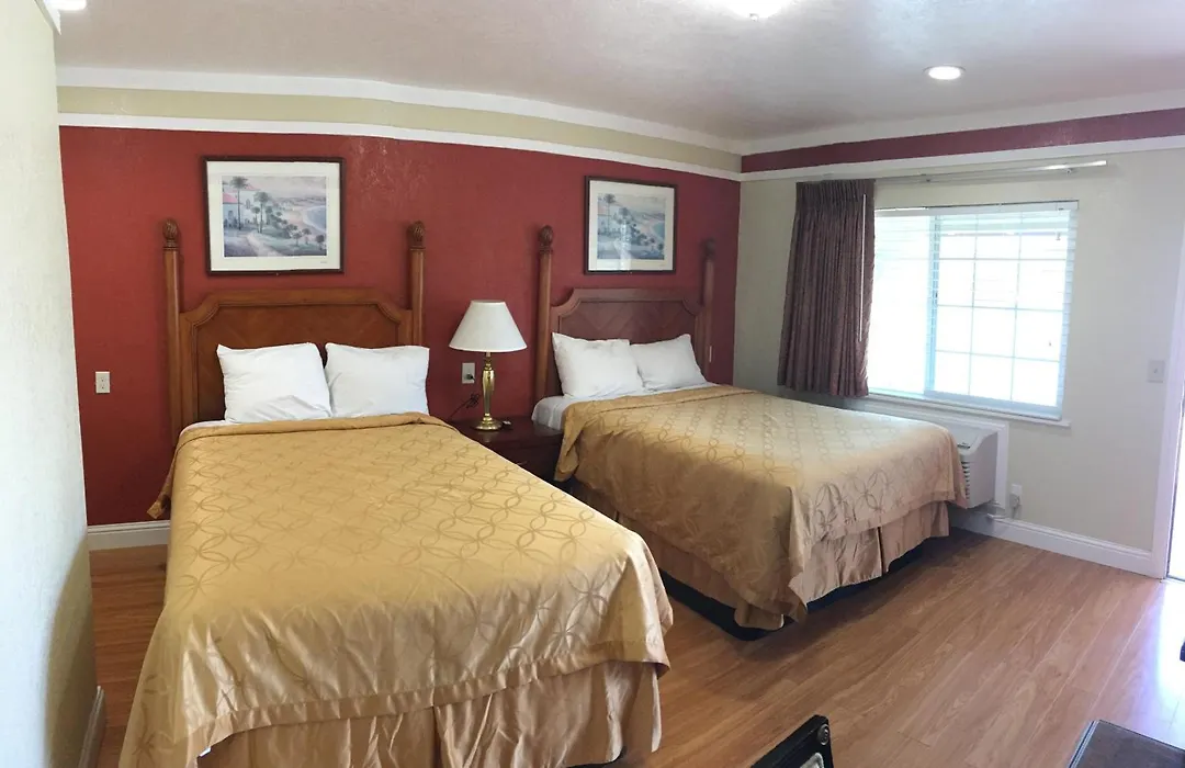 Wagon Wheel Motel-1
