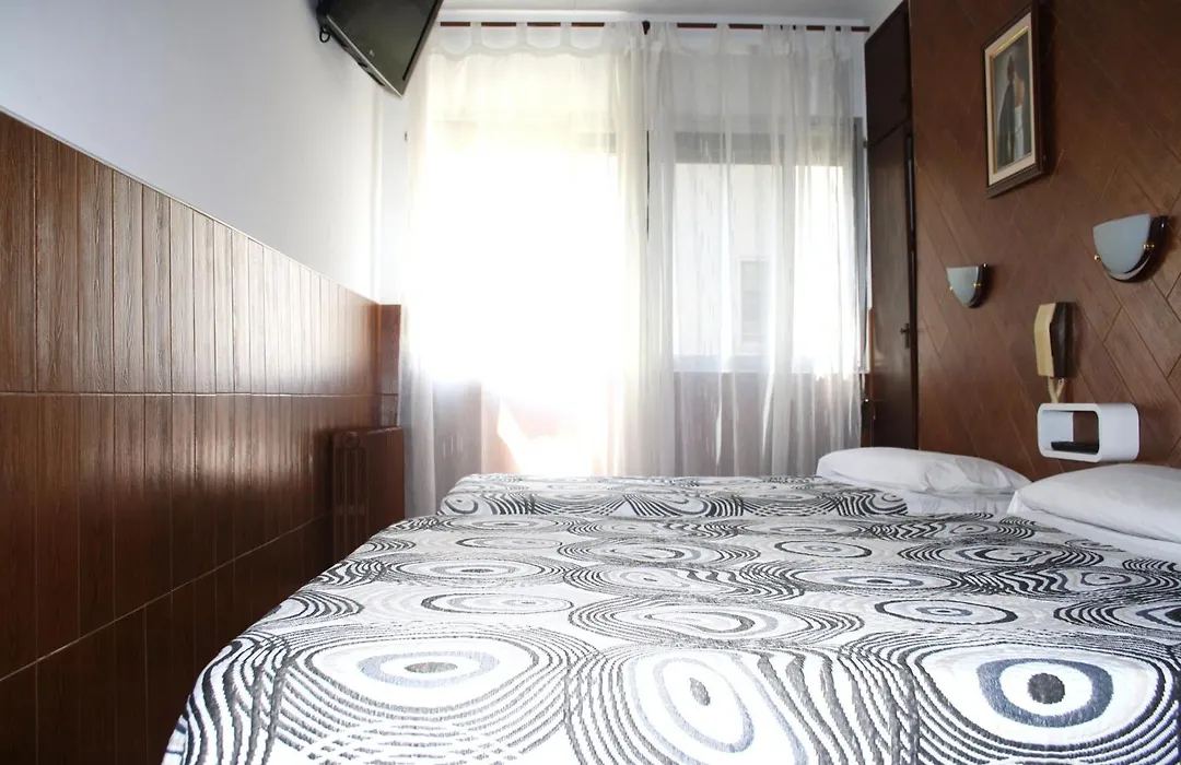 Hostal Sanmar-1