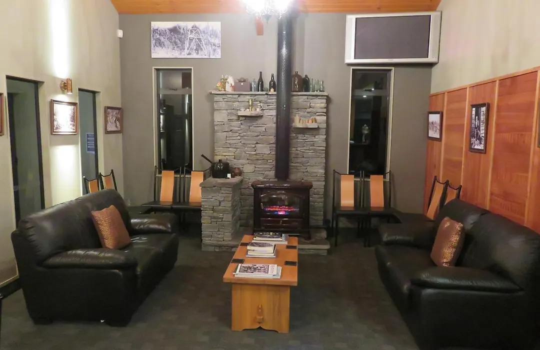 Stations Inn-1